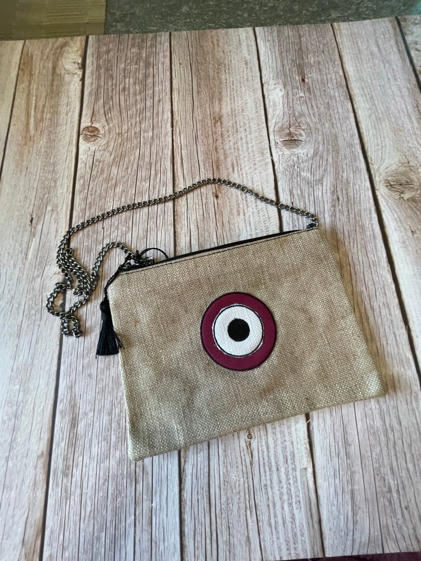 Crossbody with chain