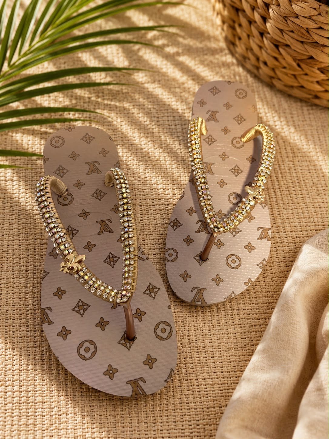 Victoria flip flops