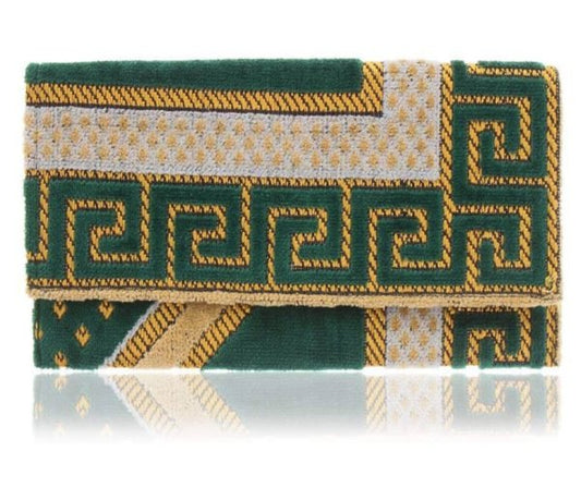 Niki Clutches