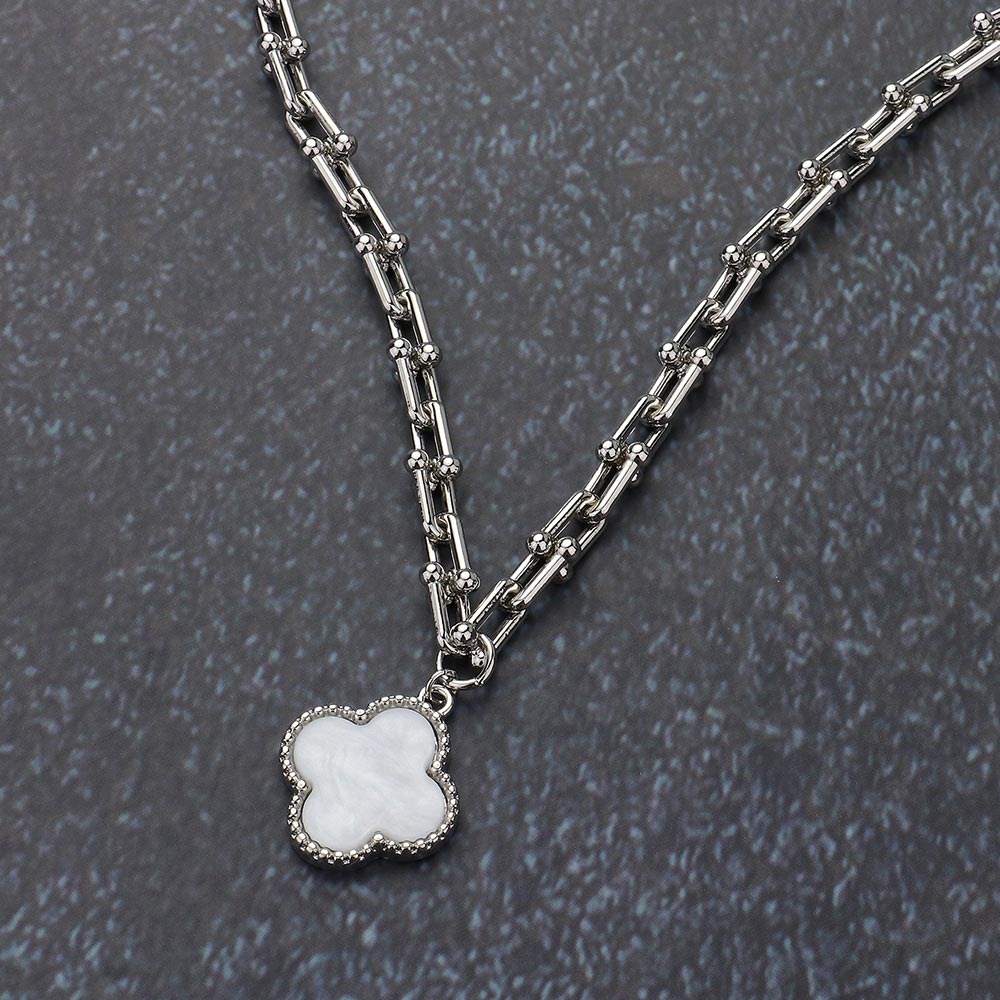 Carolina necklace