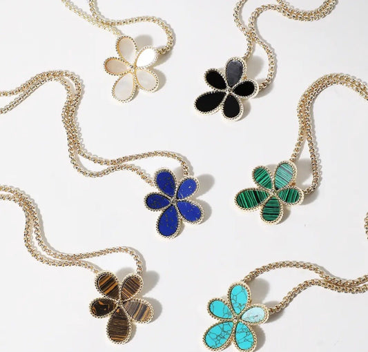 Louloudi collection