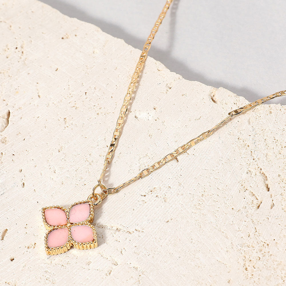 Valentina clover necklace