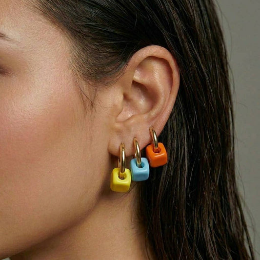 Minimal Hoop Earrings with Rainbow Beads in gold and silver