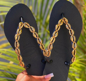 She’ll flip flops