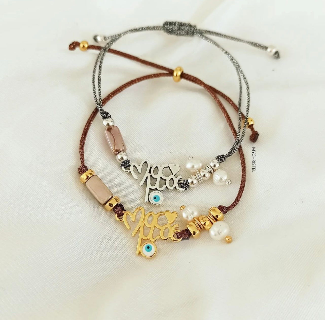 Mama bracelets