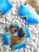 Load image into Gallery viewer, Ceramic resin crosses Ceramic Resin cross with gold foil.