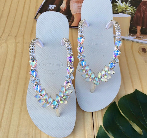 White haviannna flip flops with luxury crystals