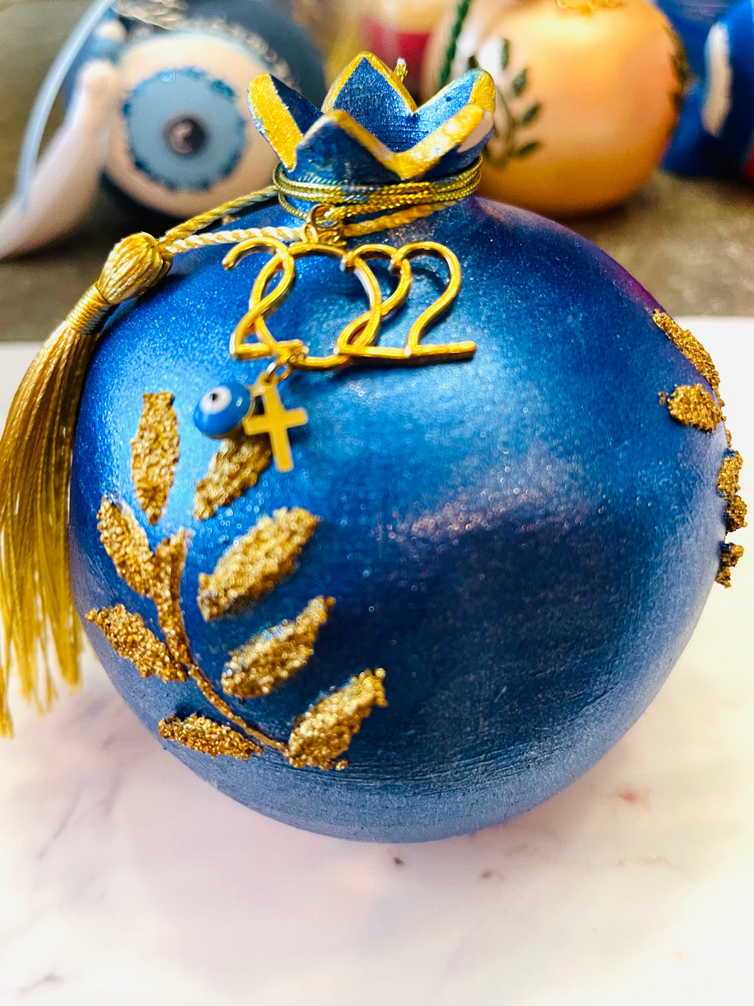 Blue with gold leaves