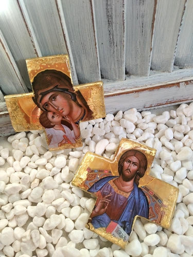 Ceramic resin crosses Ceramic Resin cross with gold foil.